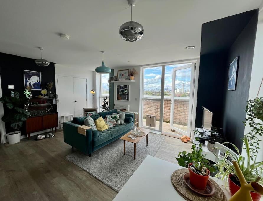 Elegant Chic Living: 1 Bed In Vibrant London Area Apartment Exterior photo